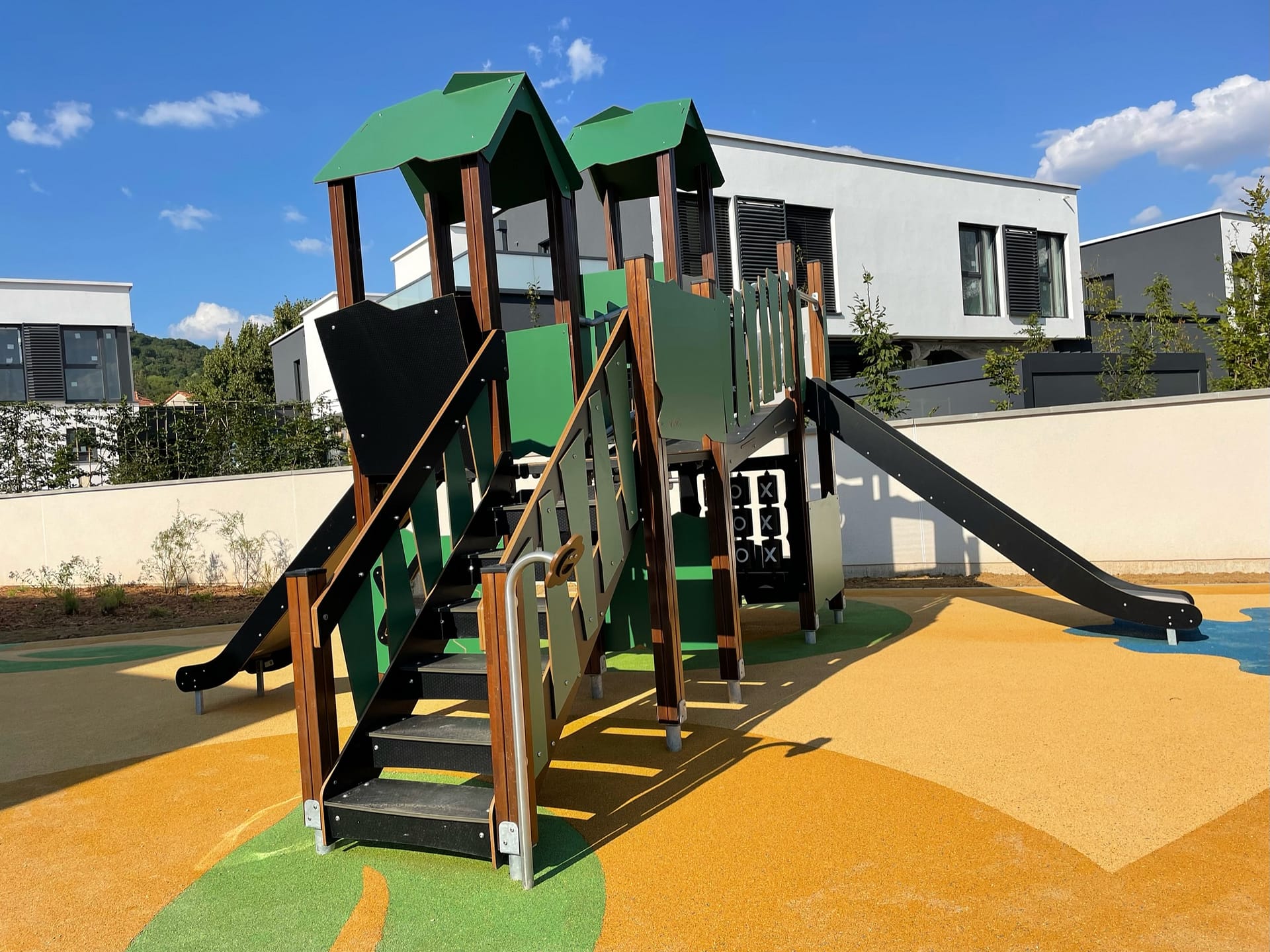 Structure de jeux en bois